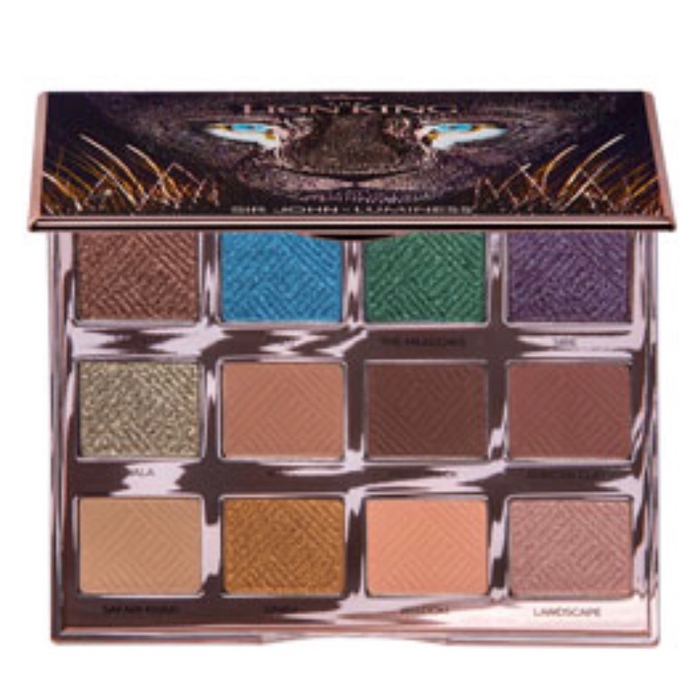 🎀•‘Can’t Wait To Be Queen’ Eyeshadow -Luminess